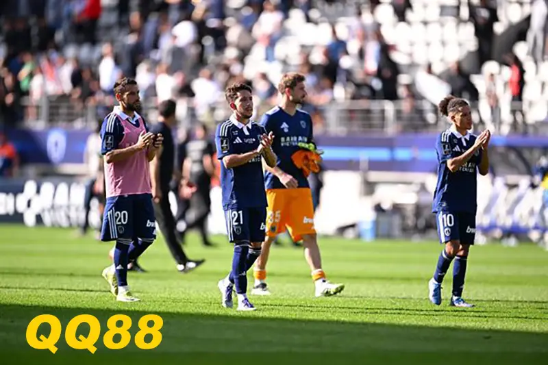 Paris FC – tân binh của Ligue 1 – đang tạo bất ngờ khi đứng thứ 8 với 10 điểm